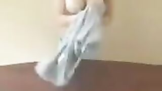 The chick with big milk is giving a master class on how to do it