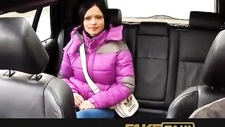 A guy fell asleep and the taxi driver had sex with him