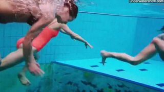 Nude girls in the pool photographed by a hidden camera