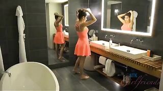 She prepared a day of relaxation for her lover with eporn