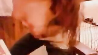 Friends did not expect that sex from a girl, especially solo action