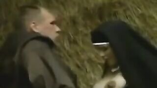 A pregnant nun is not against having sex with the taxi driver