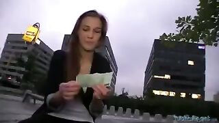 Outdoor sex for money with a rich stranger
