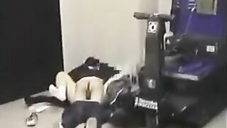 A man fucked his girlfriend in anal without using protection in 2022