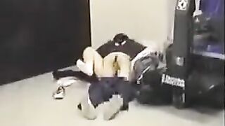 A man fucked his girlfriend in anal without using protection in 2022