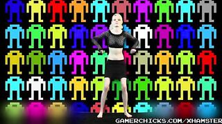 Sexy dancing blondie exposed her boobs to the crowd of guys who were ready to pay for sex