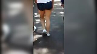 A hot chick with a stunning ass invited someone over for fun