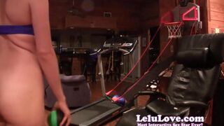 The guy licks the pussy of his girlfriend well