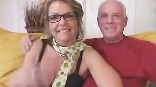 The old man turned his wife to a student and got intimate with her
