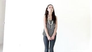 A beautiful virgin girl is having her very first sex