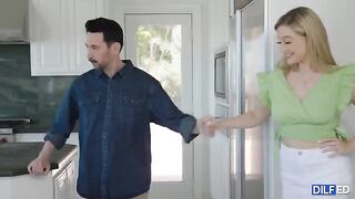 Daddy seduced a girl from the sorority to fuck with him