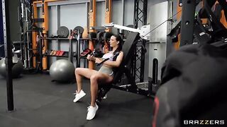 A girl with a sweaty body gets scissored by a mature woman in HD