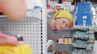 The bodega guy made a record in the achievements menu