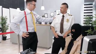 A bank robbery ends up with a messy, hot encounter