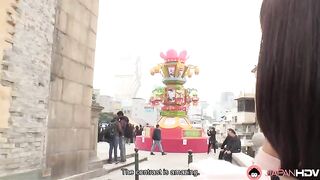 After the breakup, the Japanese girl found a new lover in Macao