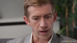 A blonde thief got fucked by a therapist on the couch
