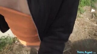 Italian brunette loses her phone and calls for help