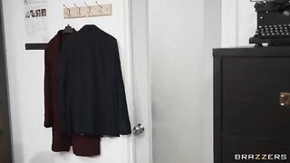 A fun college girl is having fun in the glory hole of her college
