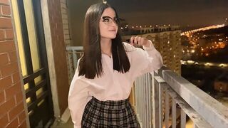 A hot girl has sex right in the city, near the camera