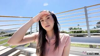 No problems with mouth - amazing blowjob from first view