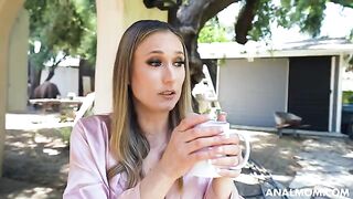 A mature woman got her first anal orgasm with a happy mom