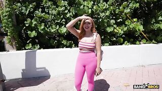 Sluts don't resist and give themselves in the car