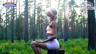 A beautiful girl was fucked by a huge cock in the forest