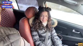 A man made a cum walk after a blowjob in the car