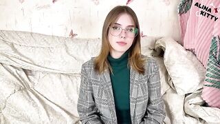 Hypnosis with boobs, learning rules has never been so easy - The hypnose teacher is really hot