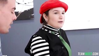 A girl with a nice ass exposes herself on a public spot