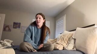 She could not resist and started to masturbate, her panties already wet