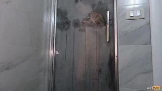 I tried to fart but a lot of cum came out of my ass !!