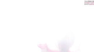 NicoLove had a sensual moment in the bathtub with a guy